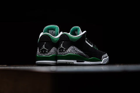 Air Jordan 3 Retro 'Pine Green'