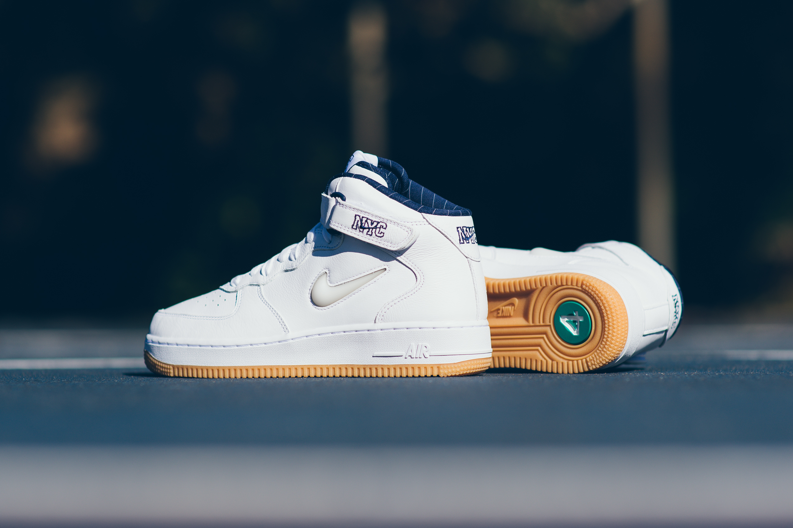 Nike Air Force 1 Mid '07 LV8 (White)