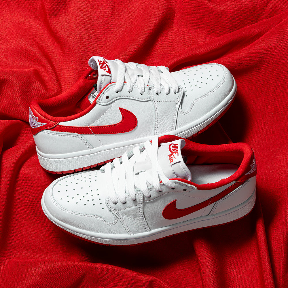 Nike Air Jordan 1 Low sneakers in triple white