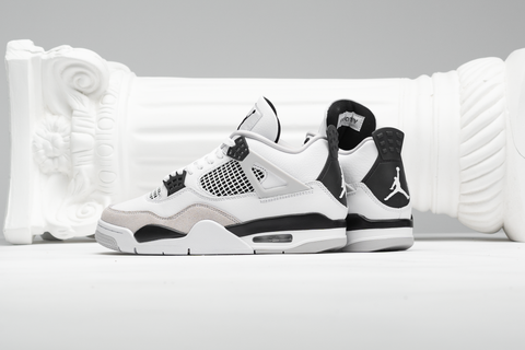Air Jordan 4 Retro 'Military Black'
