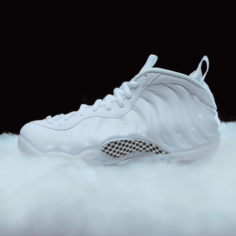 NIKE AIR FOAMPOSITE ONE - WHITE