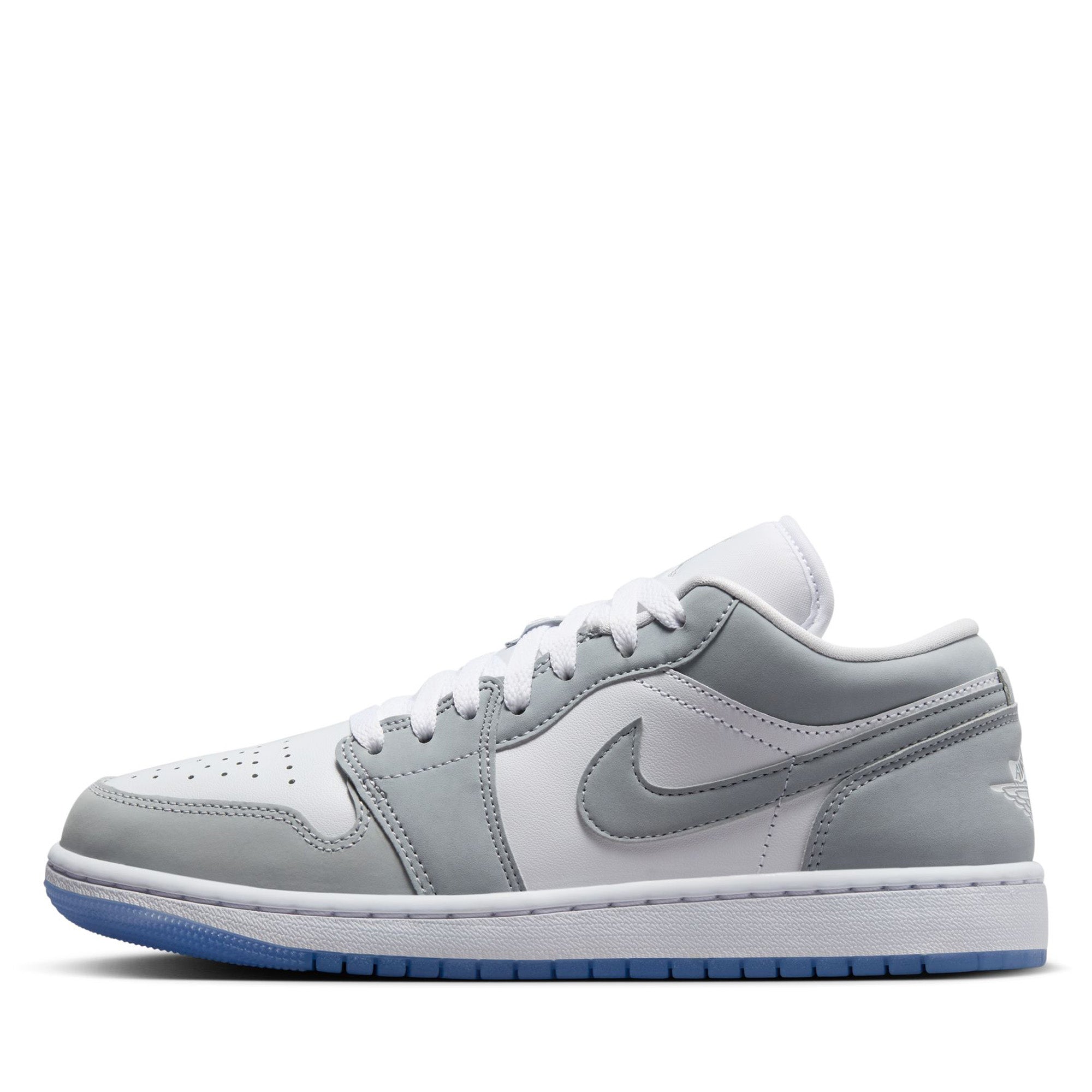 nike air jordan max aura 2 white wolf grey