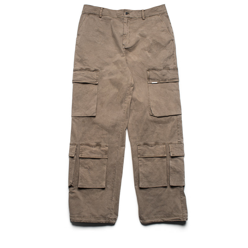 3,982 Brown Cargo Pants Stock Photos, High-Res Pictures, and Images - Getty  Images