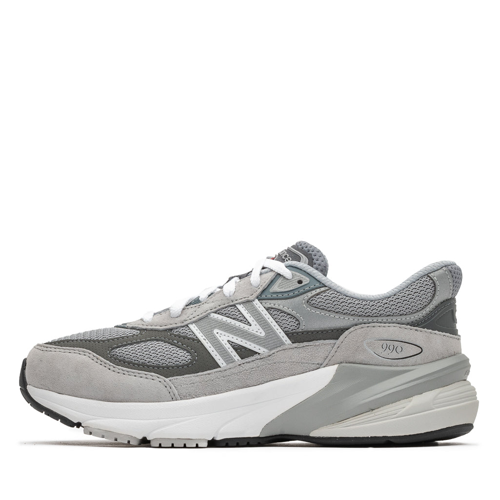 Rf 990 sneakers price Outlet
