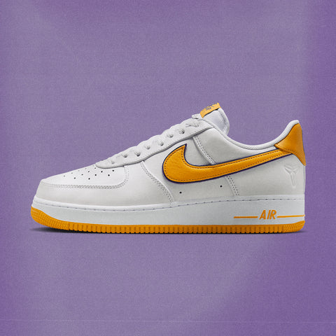 KOBE BRYANT X NIKE AIR FORCE 1 LOW RETRO - WHITE/VARSITY MAIZE