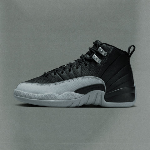 AIR JORDAN 12 RETRO (GS) - BLACK/WOLF GREY