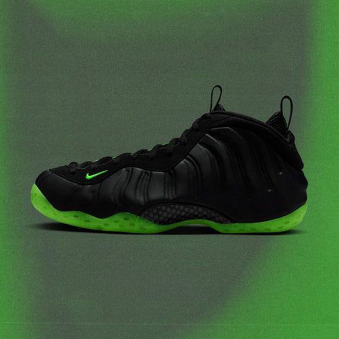 NIKE AIR FOAMPOSITE ONE - BLACK/VOLT