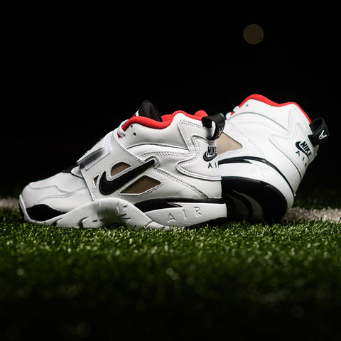 NIKE AIR DIAMOND TURF PROTRO '92 - WHITE/BLACK