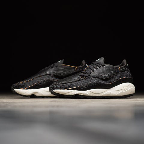 WOMEN'S NIKE AIR FOOTSCAPE WOVEN - BLACK/PALE IVORY