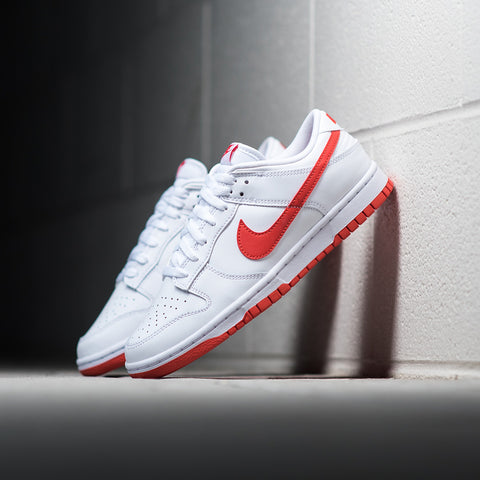 NIKE DUNK LOW RETRO - WHITE/PICANTE RED