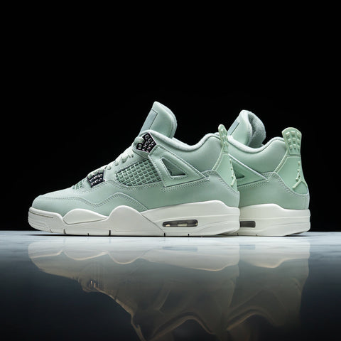 WOMEN'S AIR JORDAN 4 RETRO 'ABUNDANCE' - SEAFOAM/SAIL