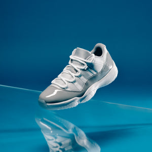 AIR JORDAN 11 RETRO LOW - WHITE/CEMENT GREY