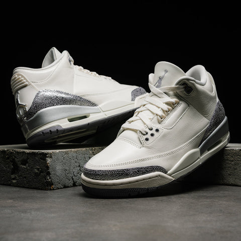 WOMEN'S AIR JORDAN 3 RETRO - SAIL/CEMENT GREY