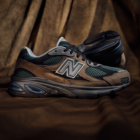 NEW BALANCE 2010 - DOCKSIDE/INDIGO