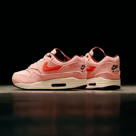 NIKE AIR MAX 1 PREMIUM - CORAL STARDUST/BRIGHT CORAL