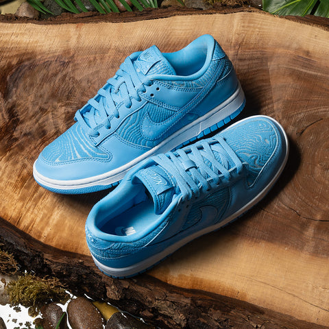 NIKE DUNK LOW RETRO PREMIUM 'TOPOGRAPHY' - UNIVERSITY BLUE/WHITE