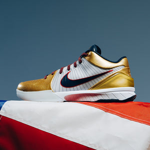 KOBE IV PROTRO 'GOLD MEDAL' - WHITE/DARK OBSIDIAN