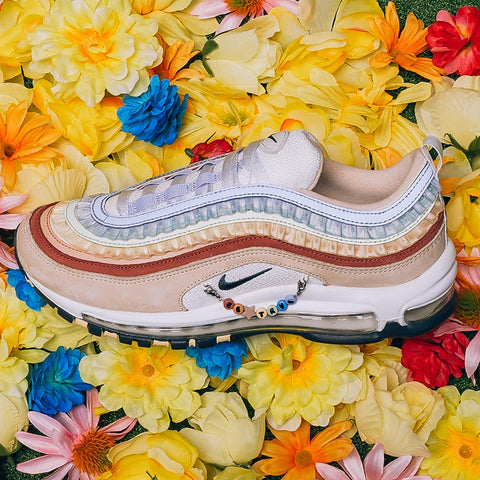 NIKE AIR MAX 97 'BE TRUE' - PINK OXFORD/ANTHRACITE