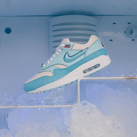 NIKE AIR MAX 1 PUERTO RICO - BLUE GALE/BARELY BLUE