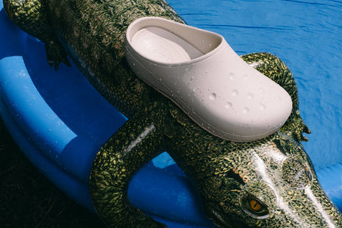 POLITICS FOR CROCS CLASSIC QUIET CLOG