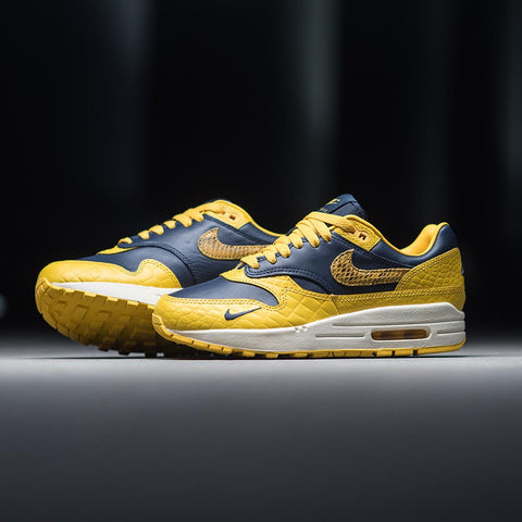 WOMEN'S NIKE AIR MAX 1 CO.JP 'MICHIGAN' - MIDNIGHT NAVY/VARSITY MAIZE