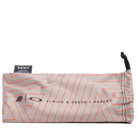 Albino & Preto x Oakley Eye Jacket - Matte Black/Prizm Ruby