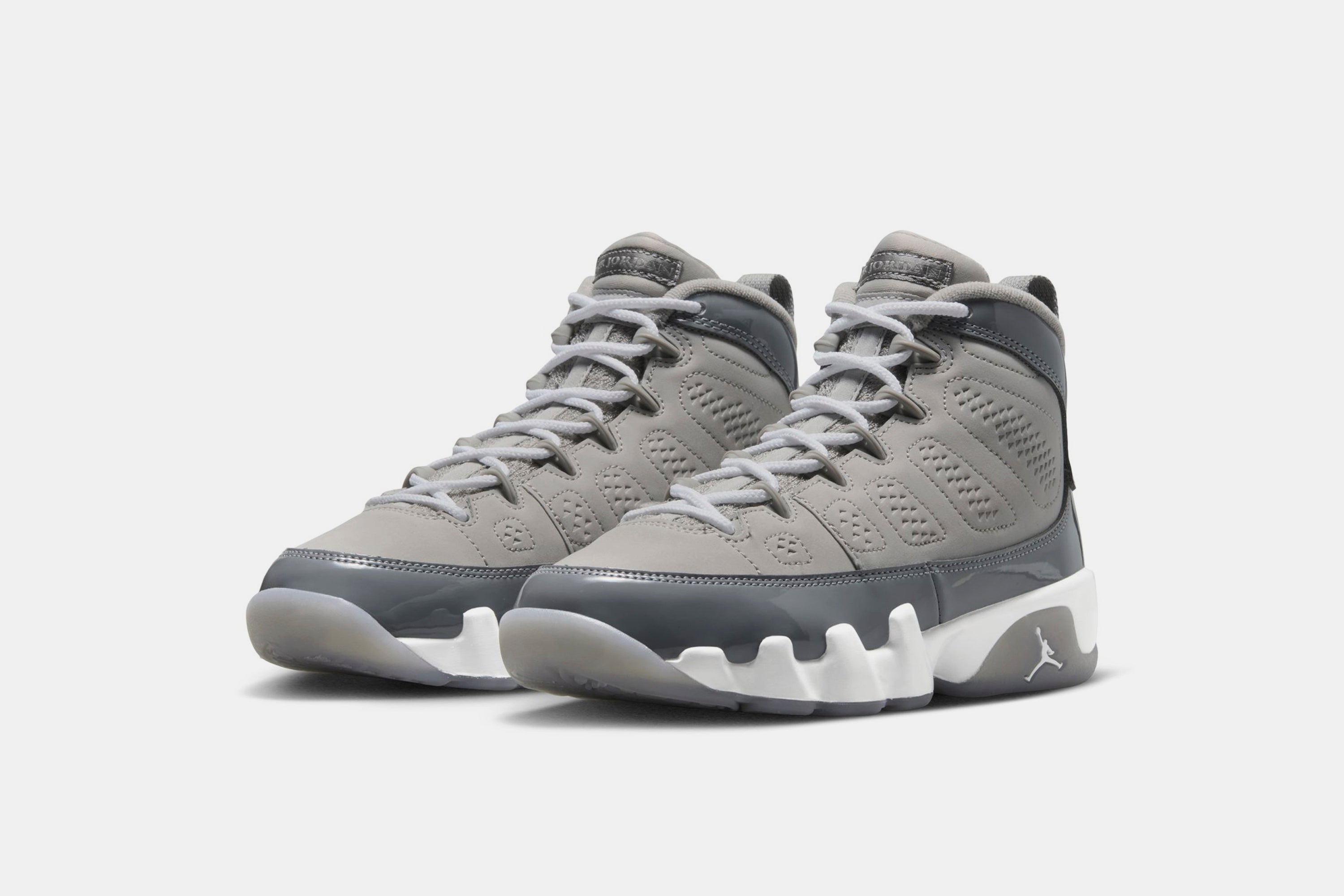 エアジョーダン9G MEDIUM GREY/WHITE-COOL GREY Sneaker Politics