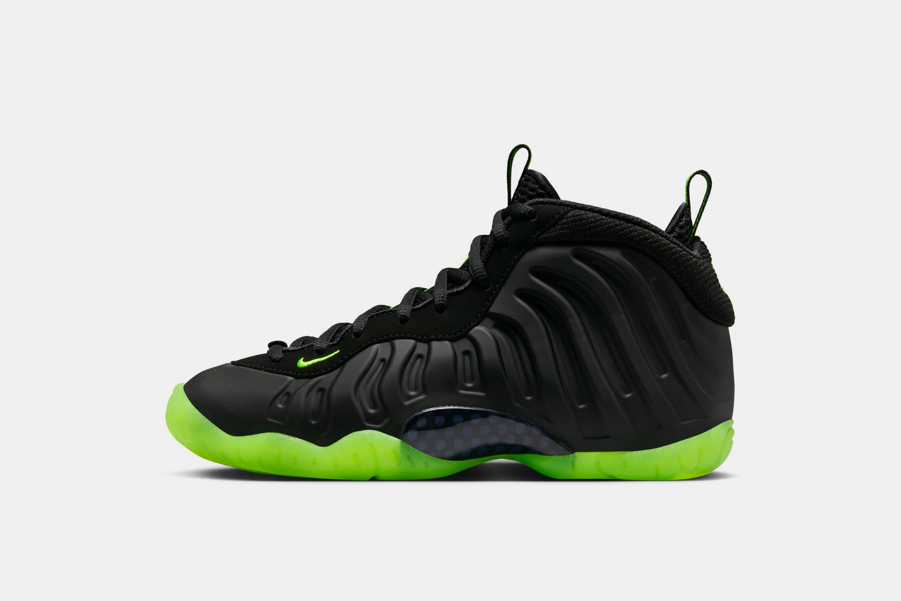nike little posite one gs release date