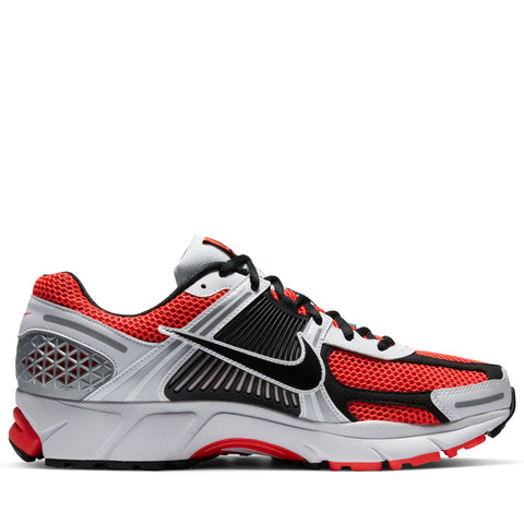 Nike Zoom Vomero 5 SE - Bright Crimson/Black