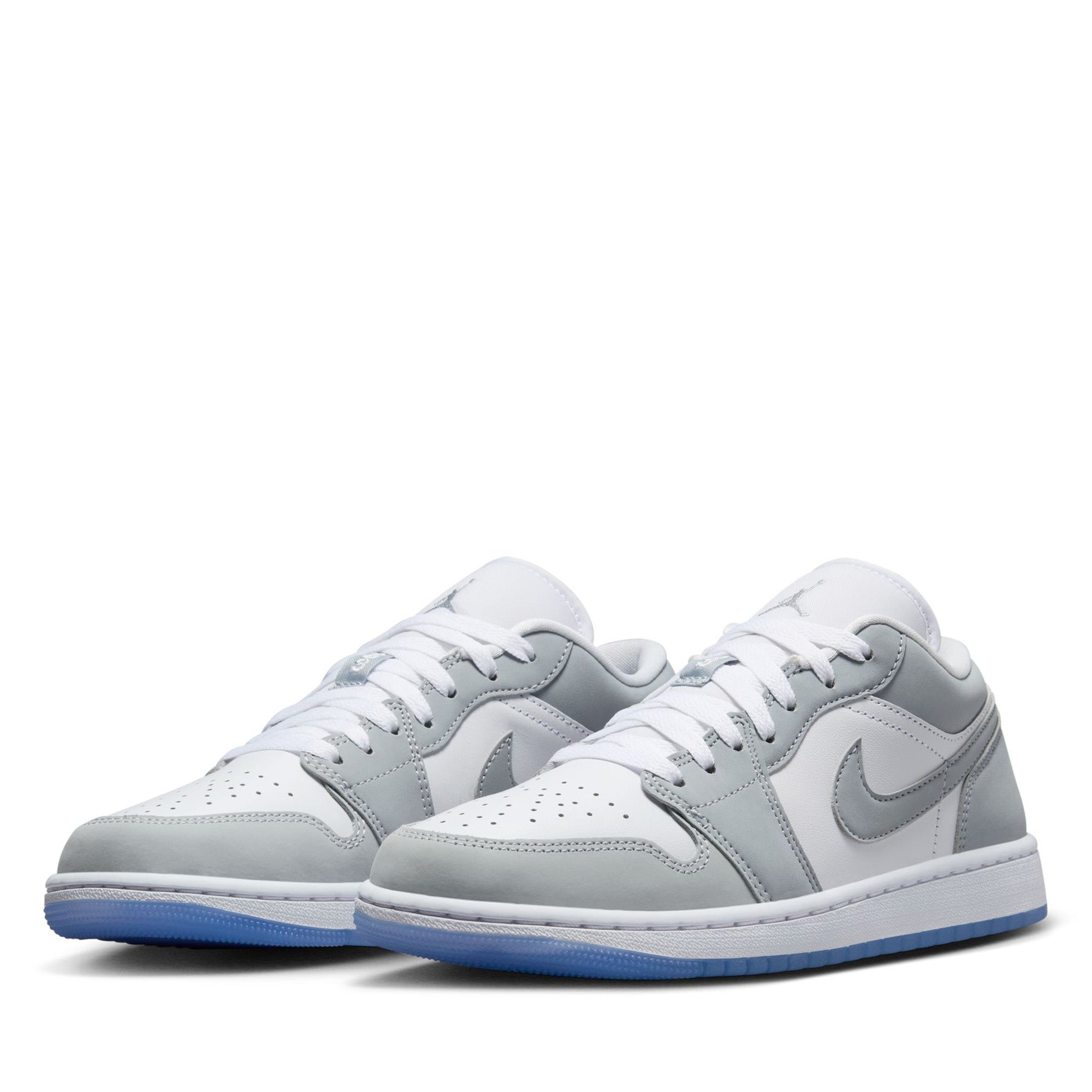 ナイキ WMNS AIR JORDAN 1 LOW WOLF GREY s-l400.jpg