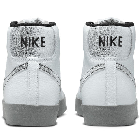 Nike Blazer Mid '77 'Classics' - White/Smoke Grey