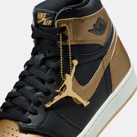 Air Jordan 1 Retro High OG - Black/Metallic Gold