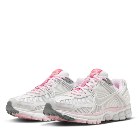 Women's Nike Zoom Vomero 5 - Photon Dust/Metallic Silver