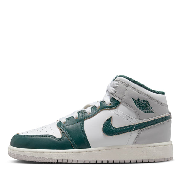 Air jordan 1 mid green and white on sale