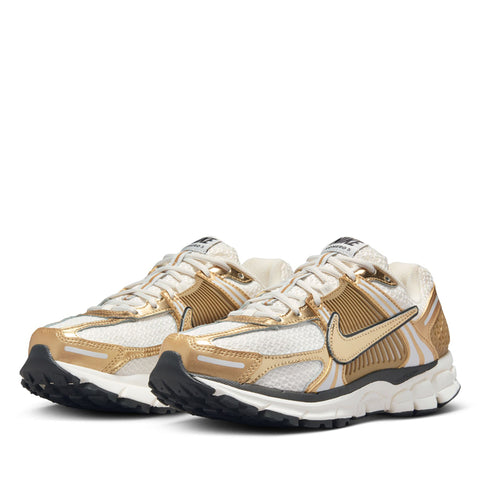 Women's Nike Zoom Vomero 5 - Photon Dust/Metallic Gold
