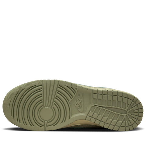 Women's Nike Dunk Low - Olive Aura/Bicoastal