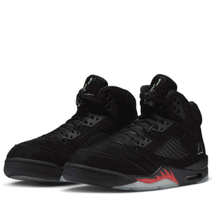 Air Jordan 5 Retro 'Halloween' - Black/Picante Red