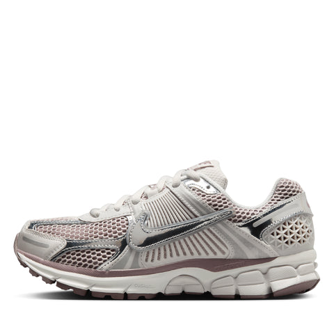 Women's Nike Zoom Vomero 5 - Vast Grey/Metallic Silver