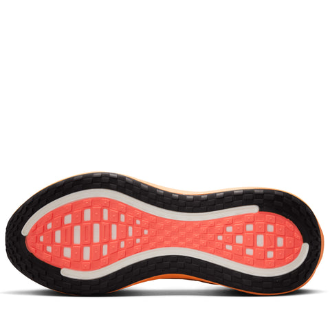 Nike Vomero Plus - Orange Pulse/Black