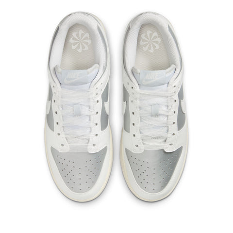 Women's Nike Dunk Low Next Nature - Metallic Platinum/Summit White