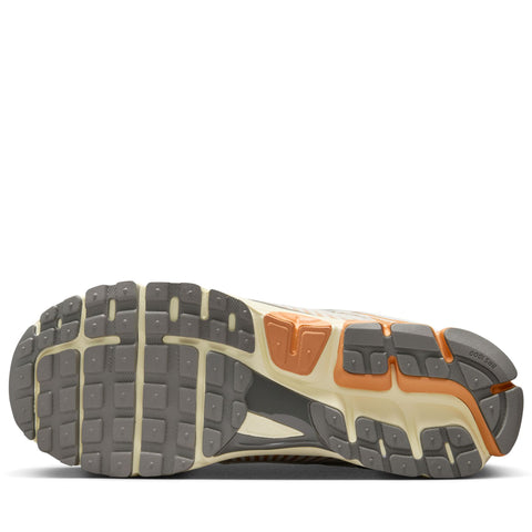 Nike Zoom Vomero 5 - Phantom/Flat Pewter