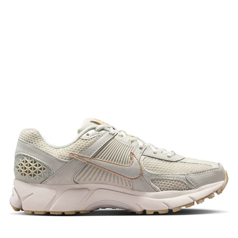 Women's Nike Zoom Vomero 5 - Light Bone/Phantom