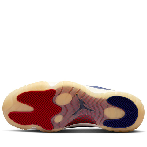 Air Jordan 11 Retro 'Rare Air' - Deep Royal Blue/Fire Red