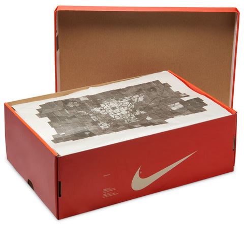 Stranger Things x Nike Dunk Low SP - Phantom/Midnight Navy