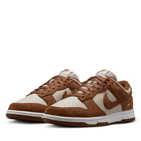 Women's Nike Dunk Low Suede - Light British Tan/Cream II