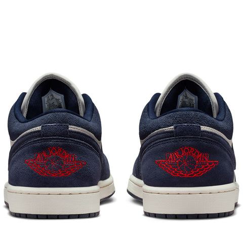 Air Jordan 1 Low SE - Obsidian/University Gold