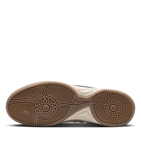 Women's Nike T90 - Soft Pearl/Velvet Brown