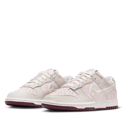 Women's Nike Dunk Low 'Valentine's Day' - Silt Red/Light Bone