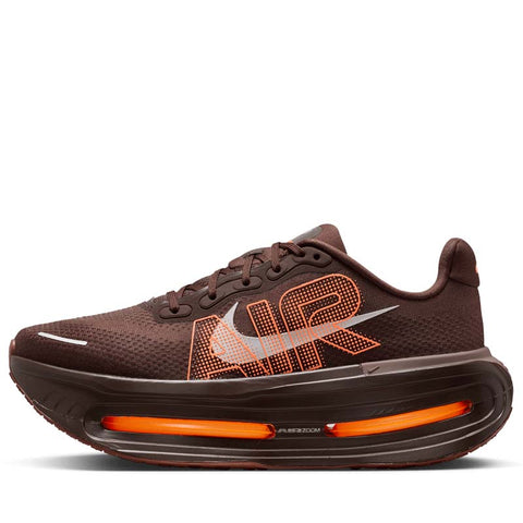 Renegade x Nike Vomero Premium - Brown Basalt/Hyper Crimson