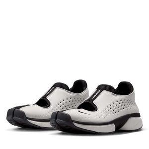 Women's Nike Rift 2 - Metallic Silver/Black